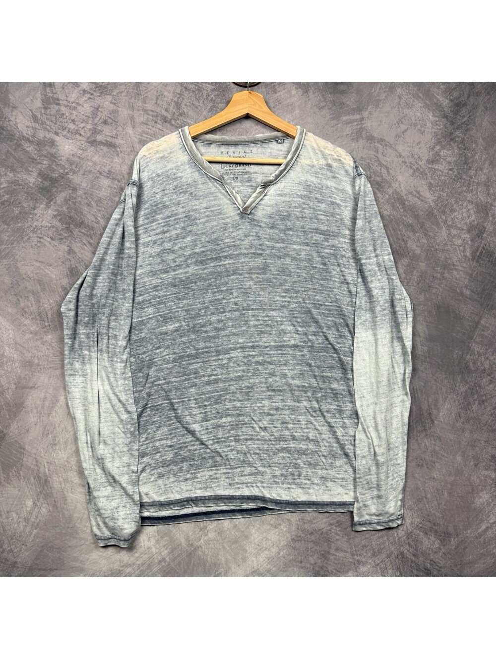 Lucky Brand Venice Burnout Long Sleeve Henley Shirt Men’s Large Grey